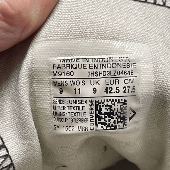 Converse Chuck Taylor All Stars, Black High Tops, Size M9, W11 - Picture 3 of 7